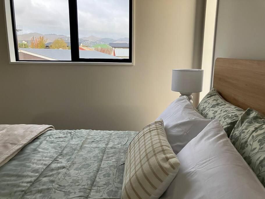 2-Bedroom Ensuite, Close To City, Comfortable, Accessible With Own Parking Christchurch Buitenkant foto